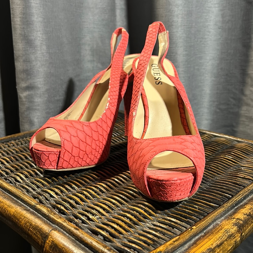 Salmon/Pink Guess Platform Heels
